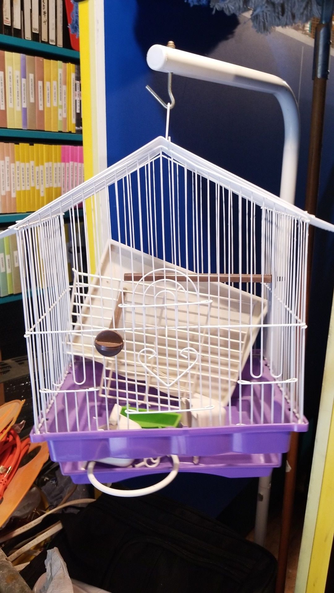 Stand and Sm.Cage