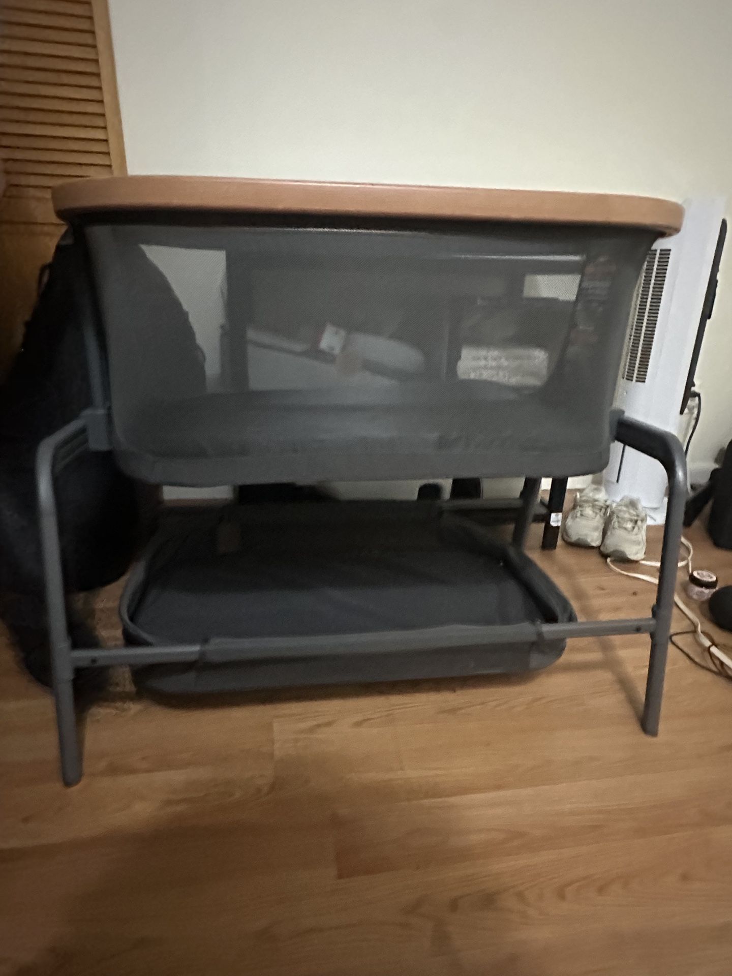 Baby Changing table & bassinet