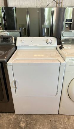 White Maytag Electric Dryer with Knob Controls