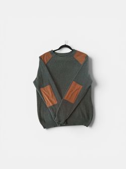 Hunter pull over sweater