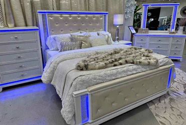 New 4pc bedroom set In box buy now pay later $39 down no credit needed