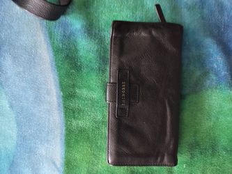 Black purse