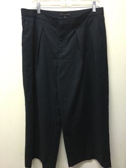 Express size 12 black dress pants capris