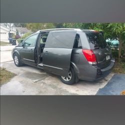 2009 Nissan Quest