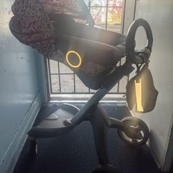 Esta En Buenas Condisiones Nosotros Pagamos $1,250 Ya Con Taxes Pido $150