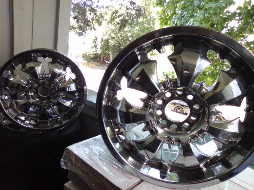 Universal 18s Crome Wheels 