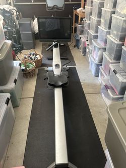 2021 Hydrow Origin Rower Excellent Condition 0-50 Rides - Orinda, CA