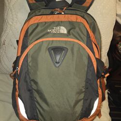 NORTH FACE BACKPACK