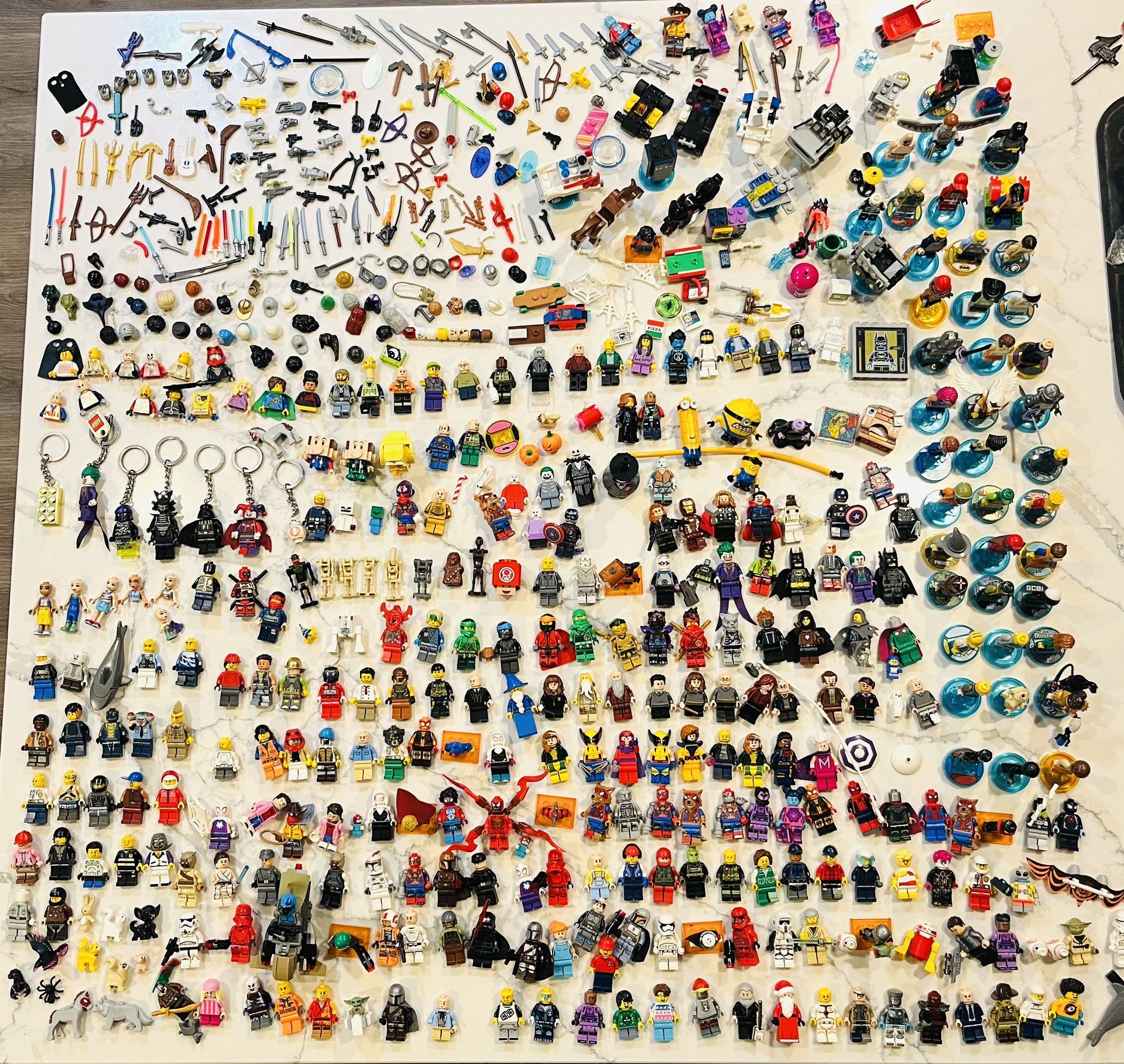 340 Lego figures