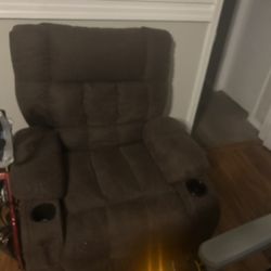 Mechanical Lift Recliner 