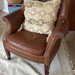 Leather lounge chair