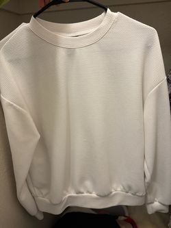 Women’s white sweater