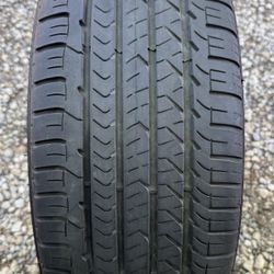 Goodyear 225/45/18  (1) Tire      TC