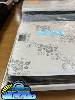 Queen size mattress and box spring bed set colchón y tambor
