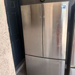 Refrigerator Samsumg