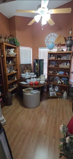 Table, lamps decorations and more