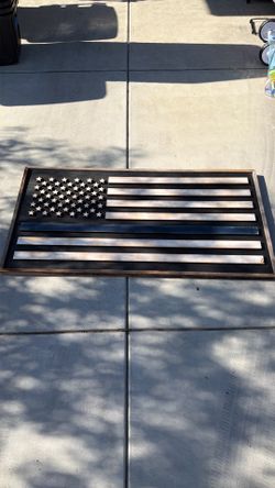 Large wood support blue flag