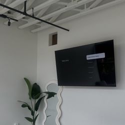 $350 Sony - 65" Smart TV X80K LED 4K + Full Motion Wall Mount (Purchased For $900)