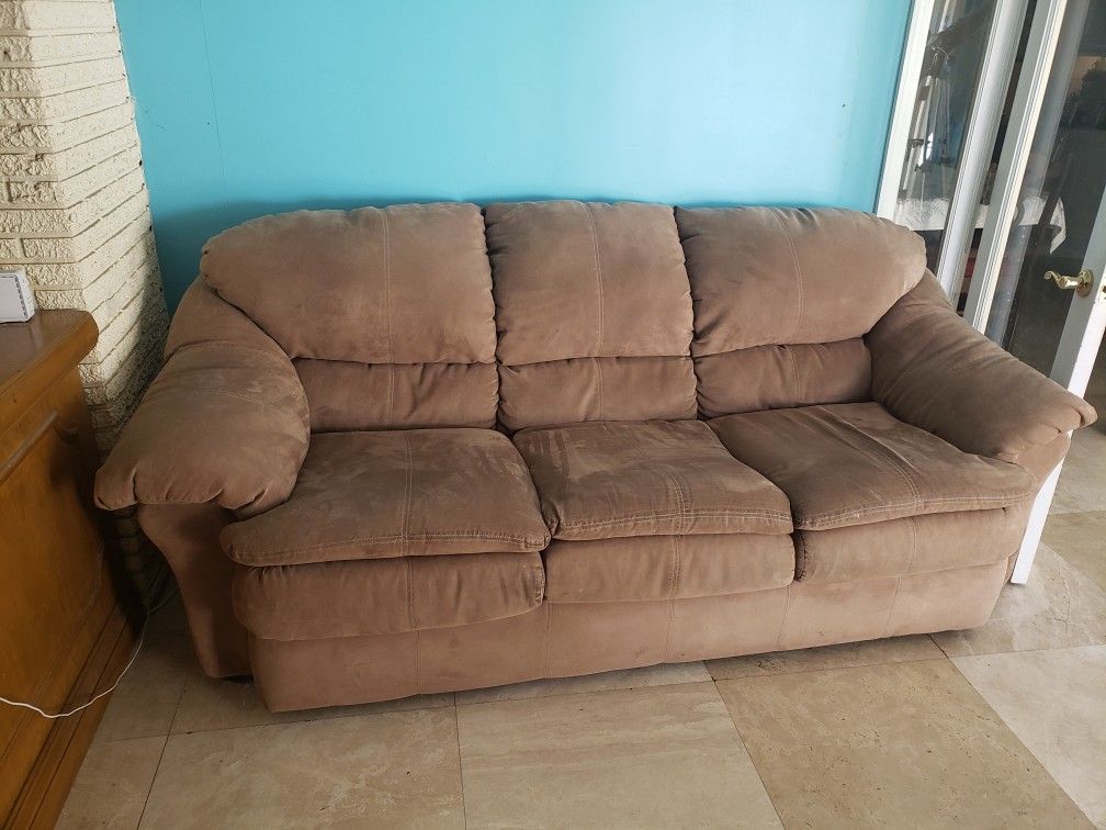 Pull Out Couch