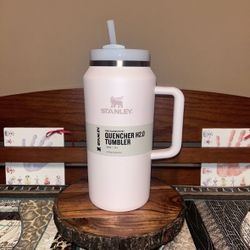 Stanley 64oz, Rose Quartz