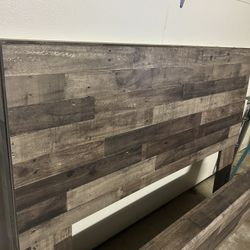 Queen Size Rustic Bed Frame 
