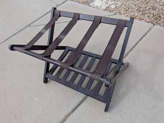 Wooden folding luggage rack