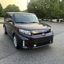 2014 Toyota Scion xB