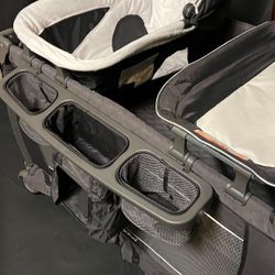 Playpen With Bassinet And Changing Station