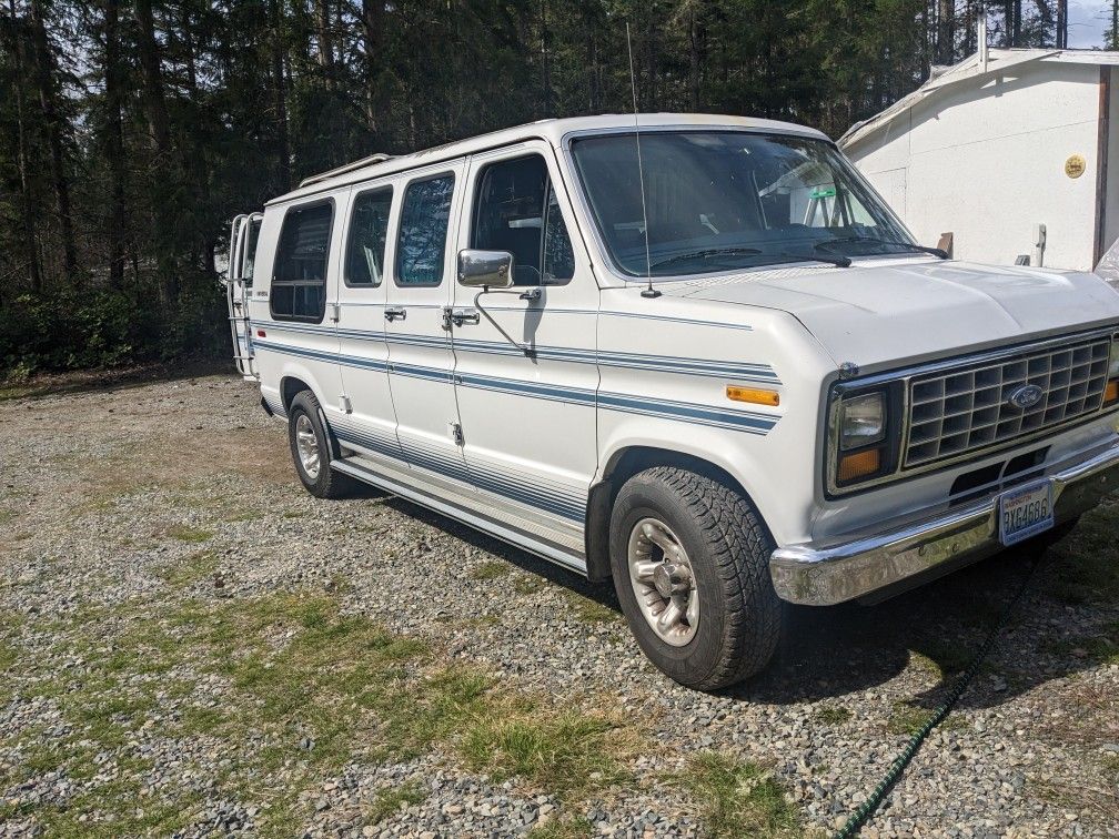 1991 Ford Econoline E150
