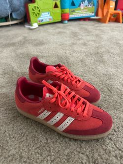 Orange sambas