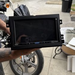 Jensen Stereo With Car Play 