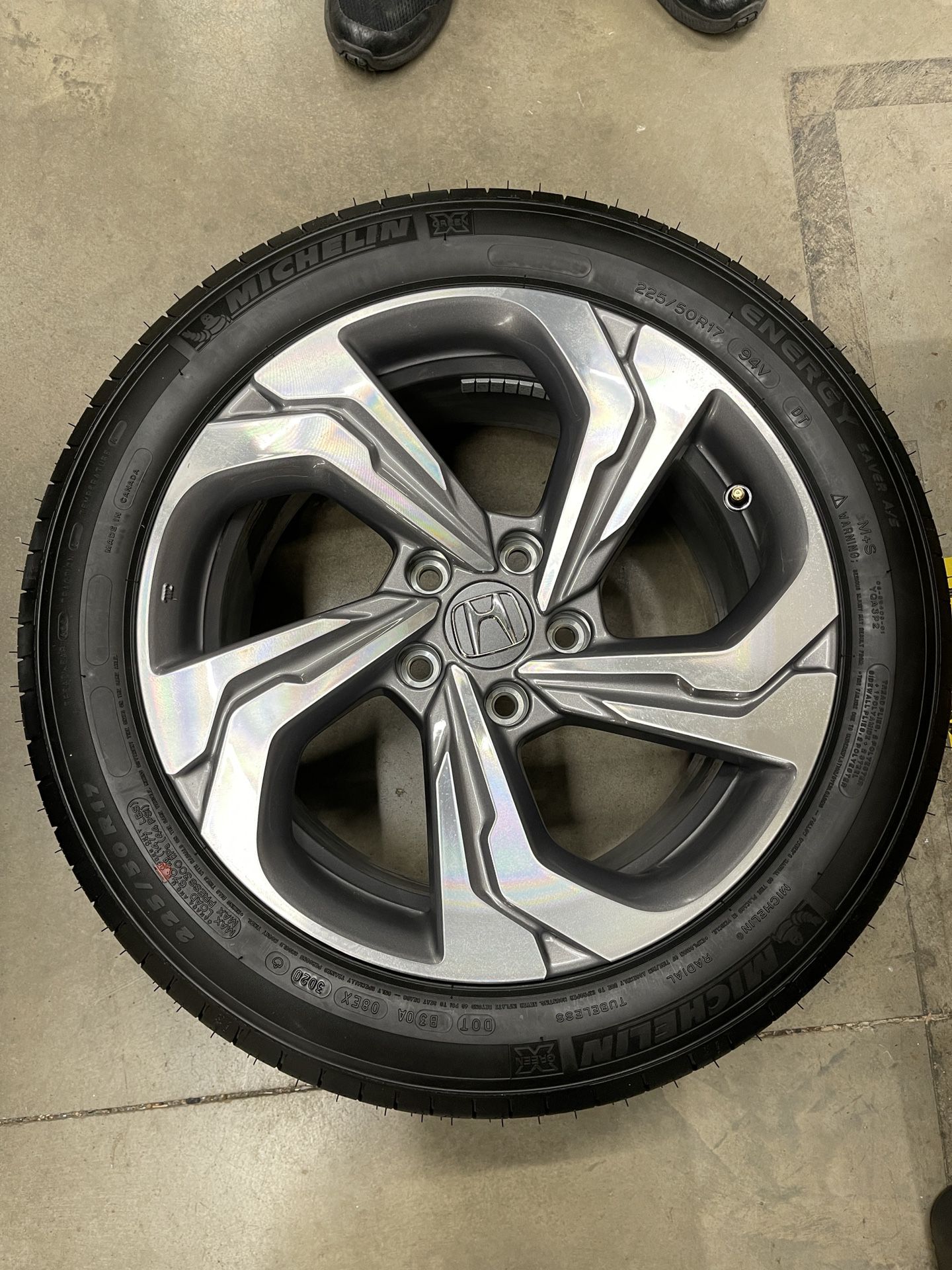 2019 Honda Accord EX Wheels And Tires