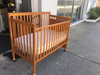 Baby crib