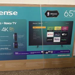 65” Hisense • Roku Tv