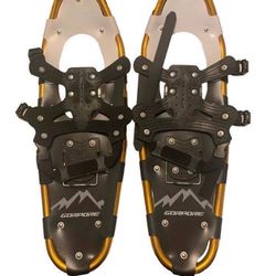 LIKE NEW Gorepore Snow Shoes With Accessories