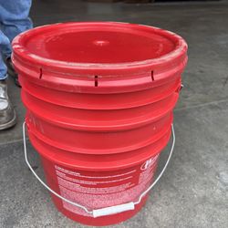 3 Gallon Buckets