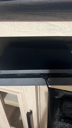 PS4 slim controller not included