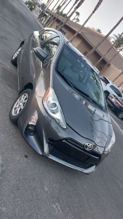 2016 Toyota Prius C