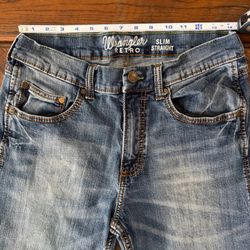 Wrangler Retro women’s jeans Sz. 32/34 (10L) $5 93309