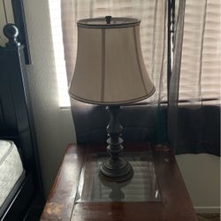 End Table With Lampshade