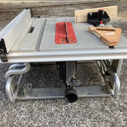 Bosch Table Saw GTS 1031
