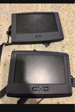 10” Insignia Portable Car/dvd Player