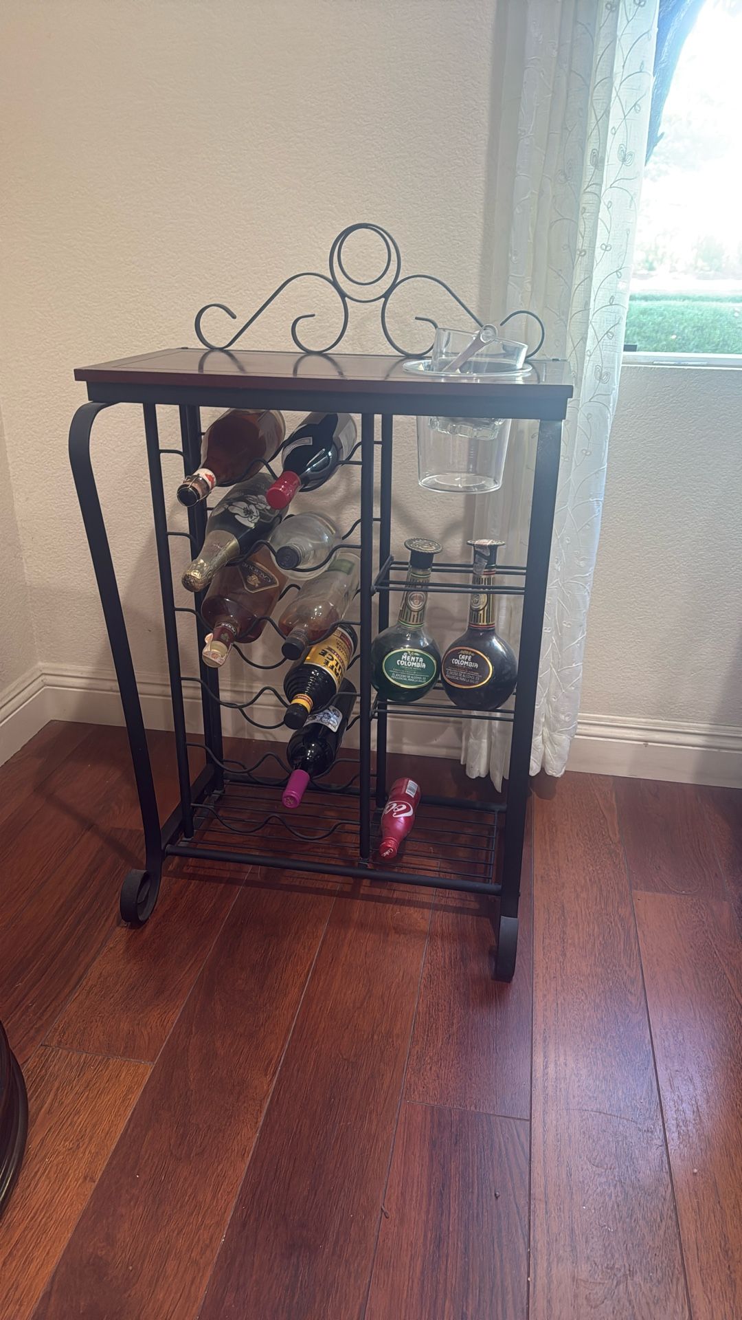 Wine Rack & Table