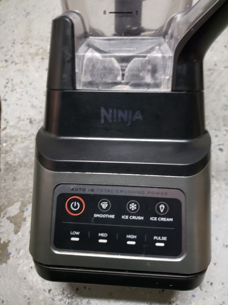 NINJA BN701 Professional Plus Blender for Sale in Los Angeles, CA - OfferUp