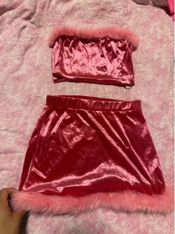 2 piece outfits all size small (juniors wmn)