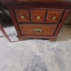2 Drawer Nightstand