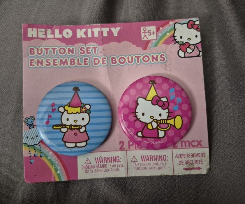 HELLO KITTY BEST FRIENDS BUTTON PIN SET
