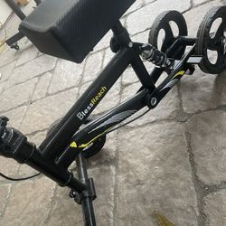 Knee Scooter