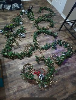 8 individual Garland from pottery barn