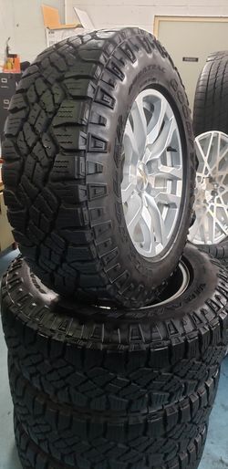 Wheels and tires chevy GMC